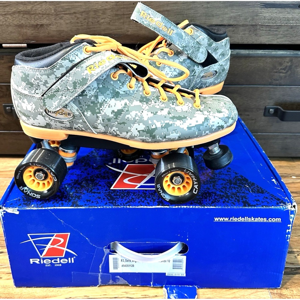 Riedell R3 Digital Camo Men's Size 12 Roller Derby Skates Sonar Cayman